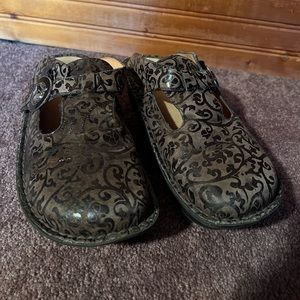 Women’s Alegria Leather Slip On Shoes